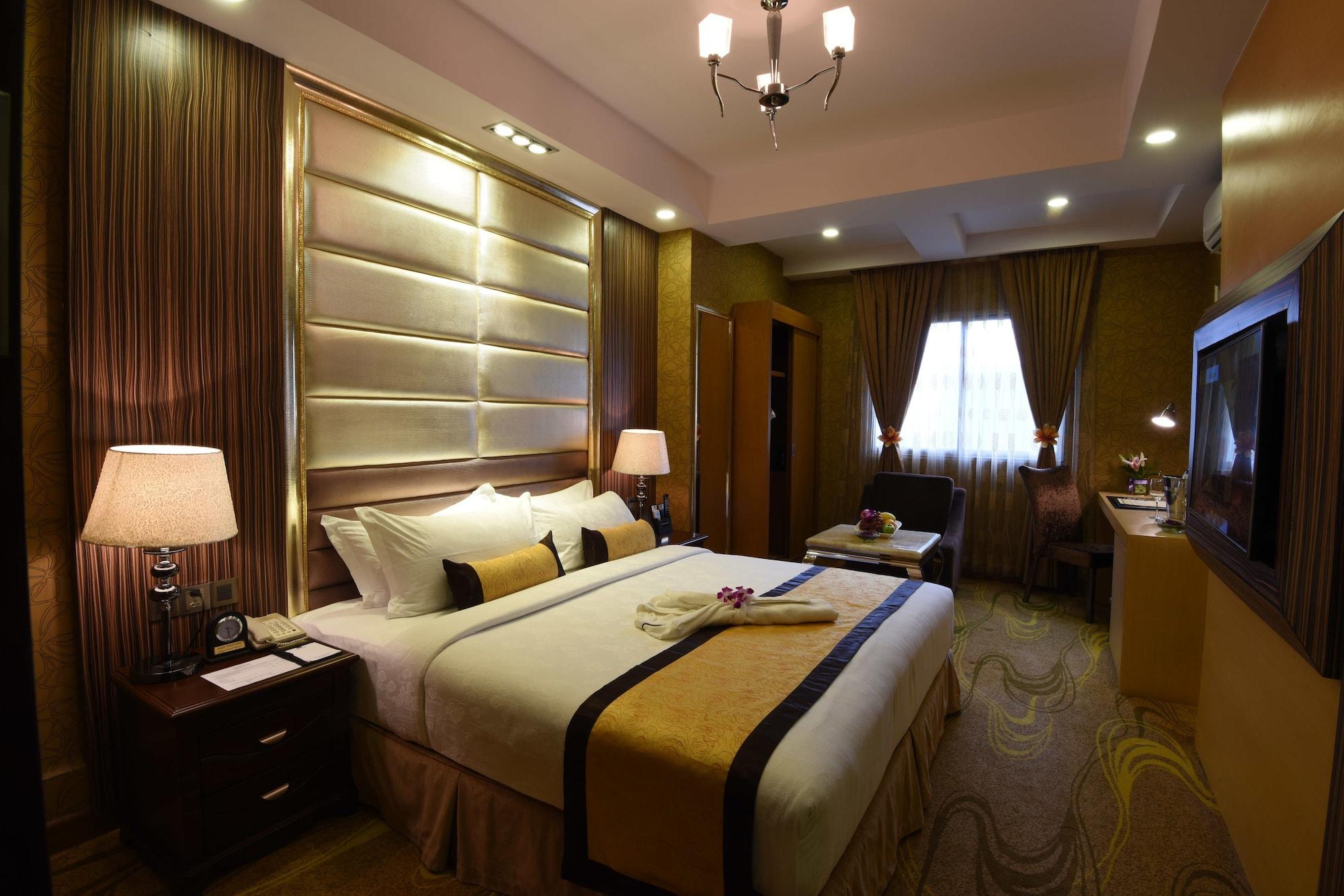 Western Chinatown Hotel