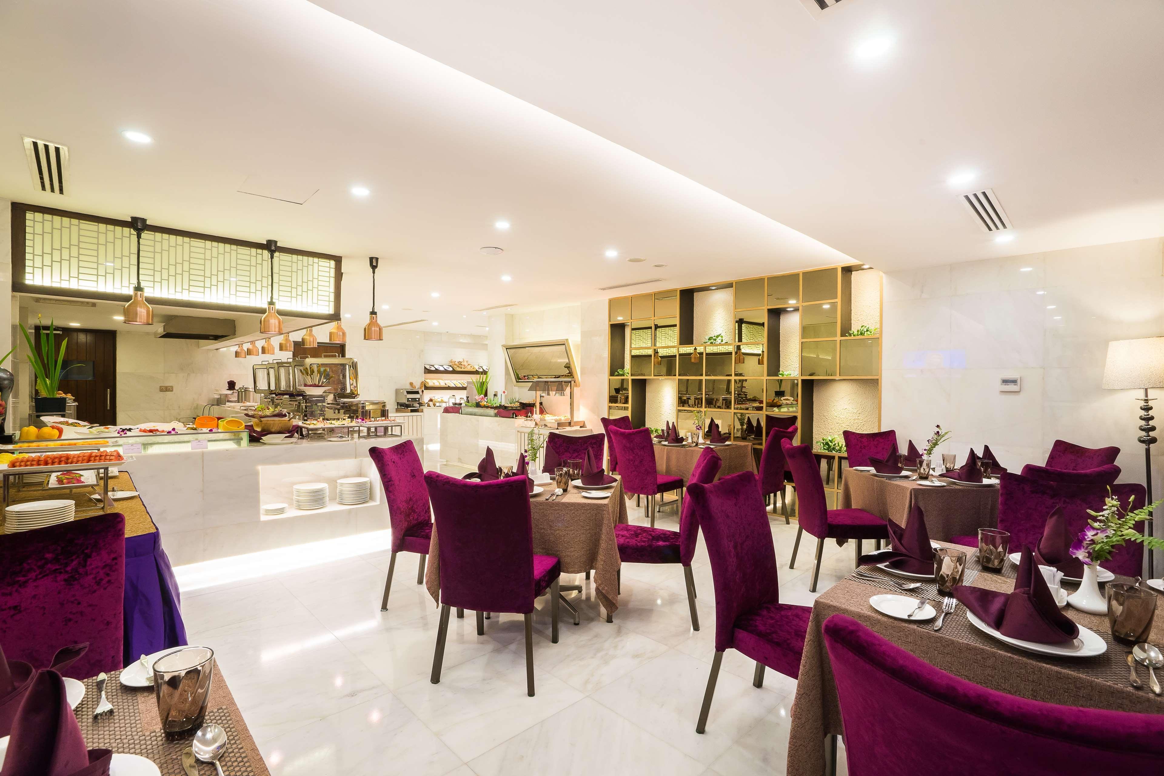 Western Chinatown Hotel 4*