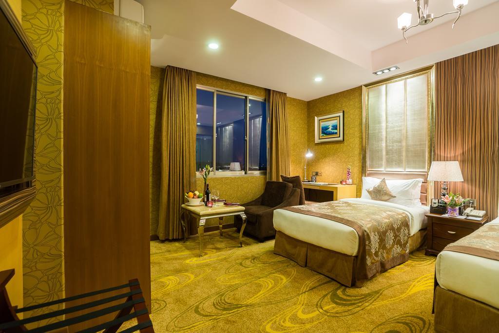 Western Chinatown 4* Yangon